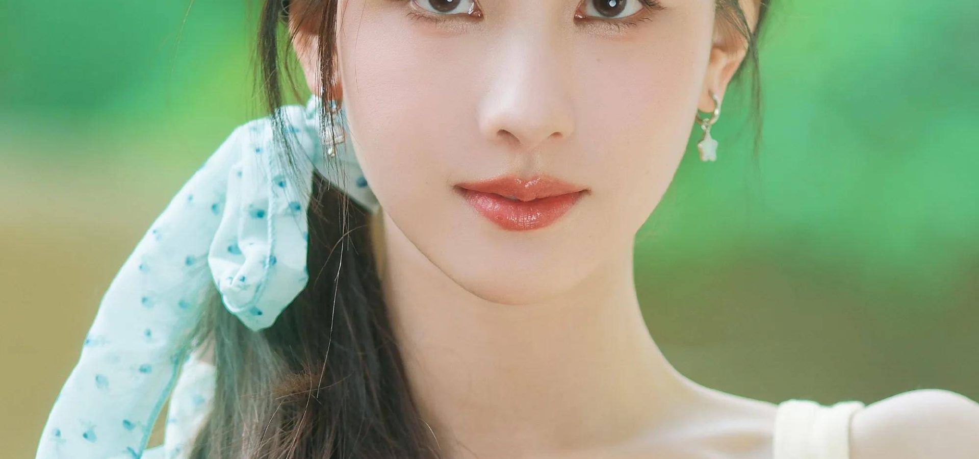 陈都灵